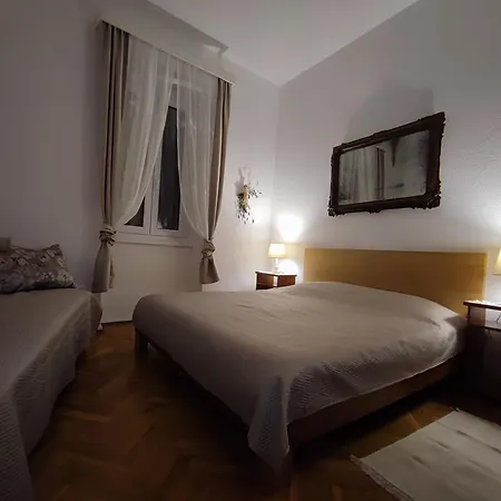 Riva 2 Apartment Komiza