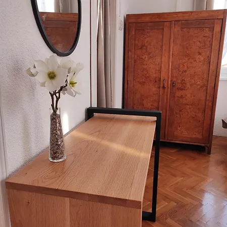 Riva 2 Apartment